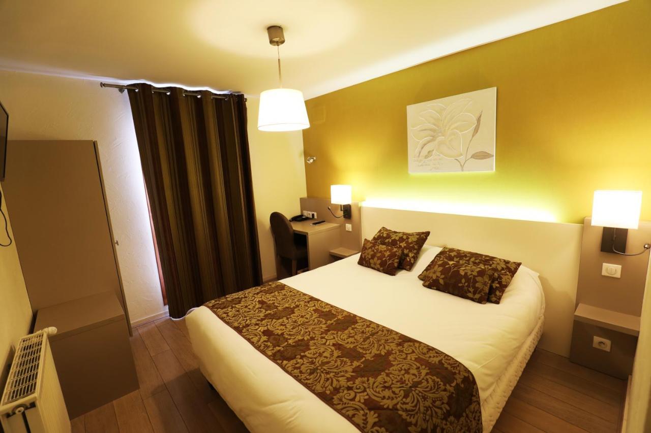 Hotel Logis Le Bourguignon Bèze Zewnętrze zdjęcie