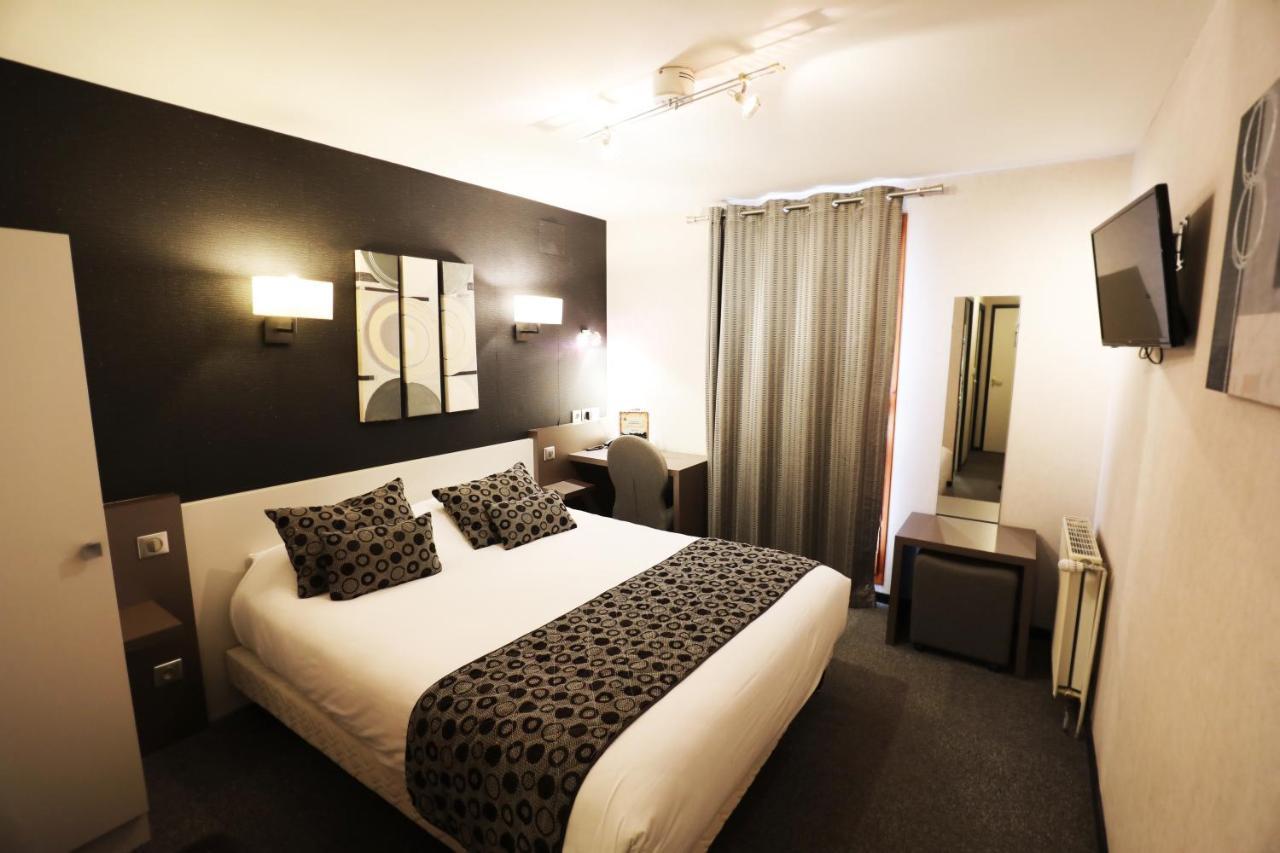 Hotel Logis Le Bourguignon Bèze Zewnętrze zdjęcie