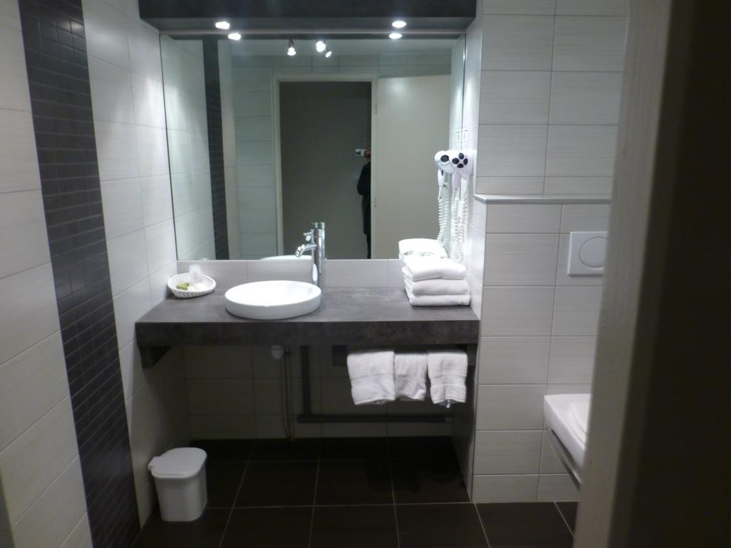 Hotel Logis Le Bourguignon Bèze Zewnętrze zdjęcie