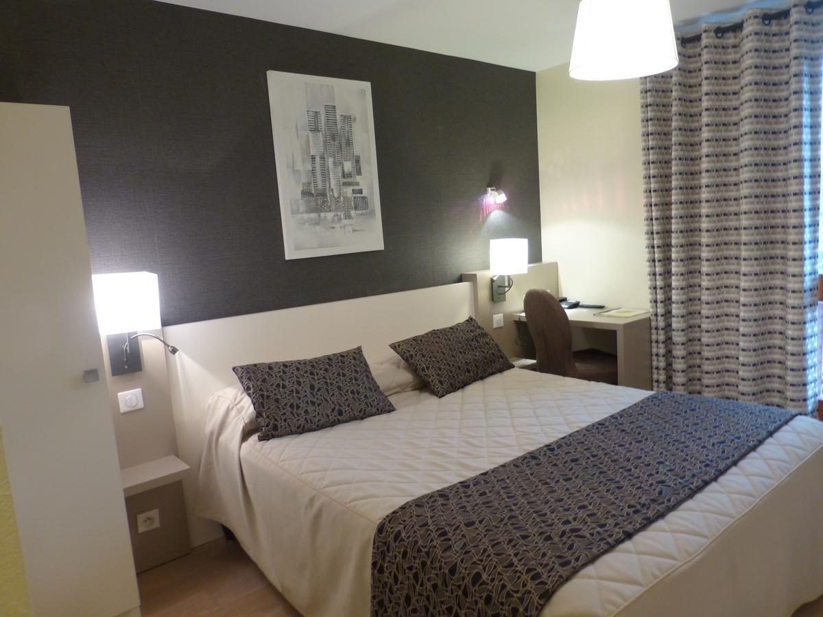 Hotel Logis Le Bourguignon Bèze Zewnętrze zdjęcie