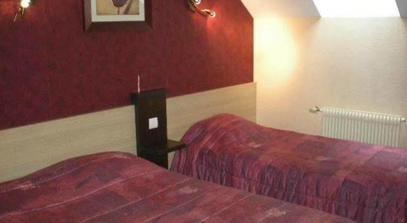 Hotel Logis Le Bourguignon Bèze Zewnętrze zdjęcie