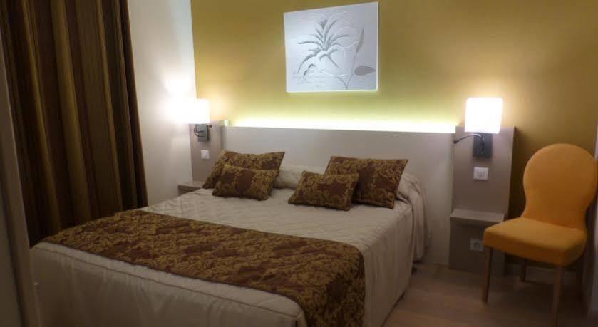 Hotel Logis Le Bourguignon Bèze Zewnętrze zdjęcie