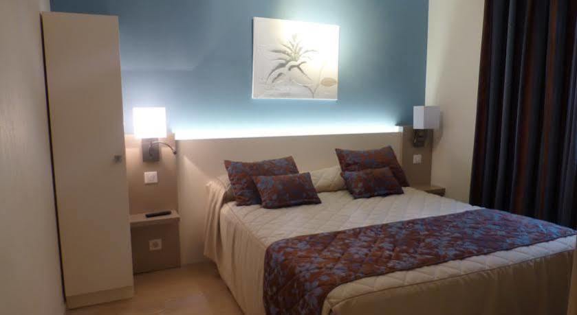 Hotel Logis Le Bourguignon Bèze Zewnętrze zdjęcie